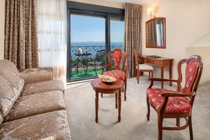 Junior Suite, Sea View | Living area | LCD TV