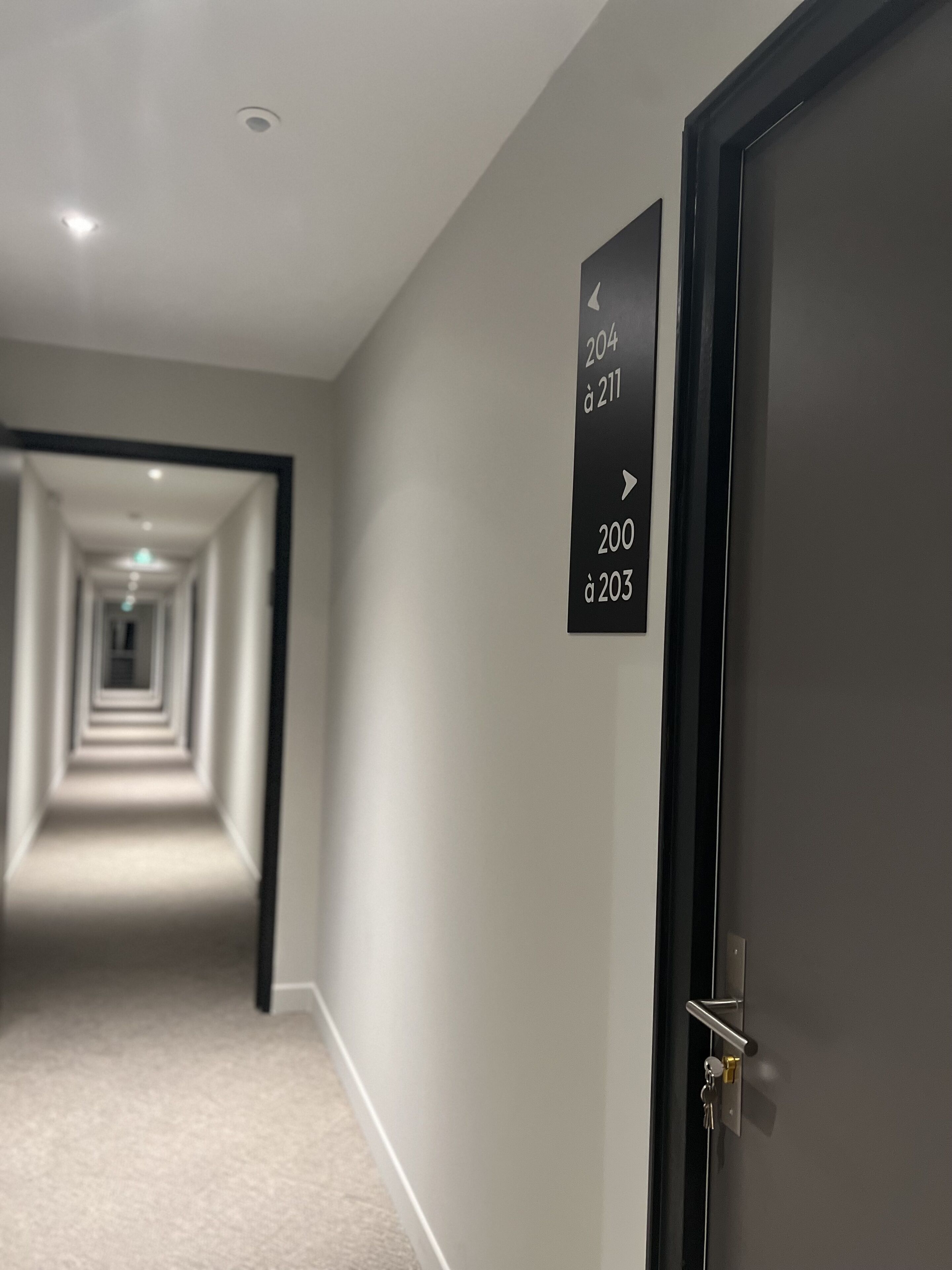 1 bedroom, desk, soundproofing, free wifi