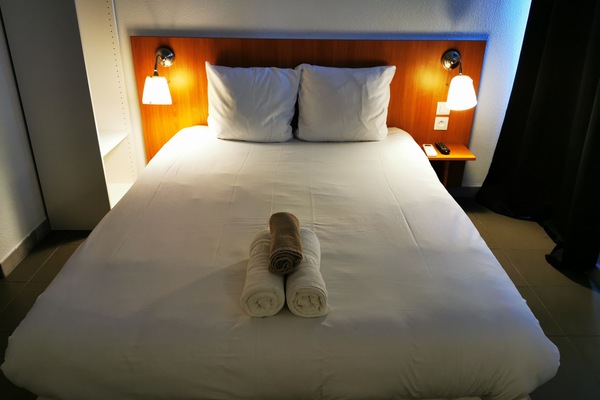 Kahden hengen economy-huone | Työpöytä, äänieristys, ilmainen Wi-Fi, vuodevaatteet