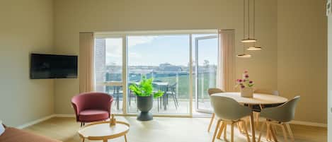 Departamento superior | Área de sala de estar | Smart TV y piso con calefacción