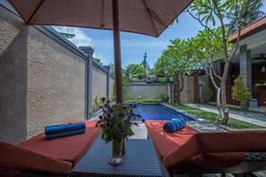 Sun deck - Villa Twin Lovina (Banjar)