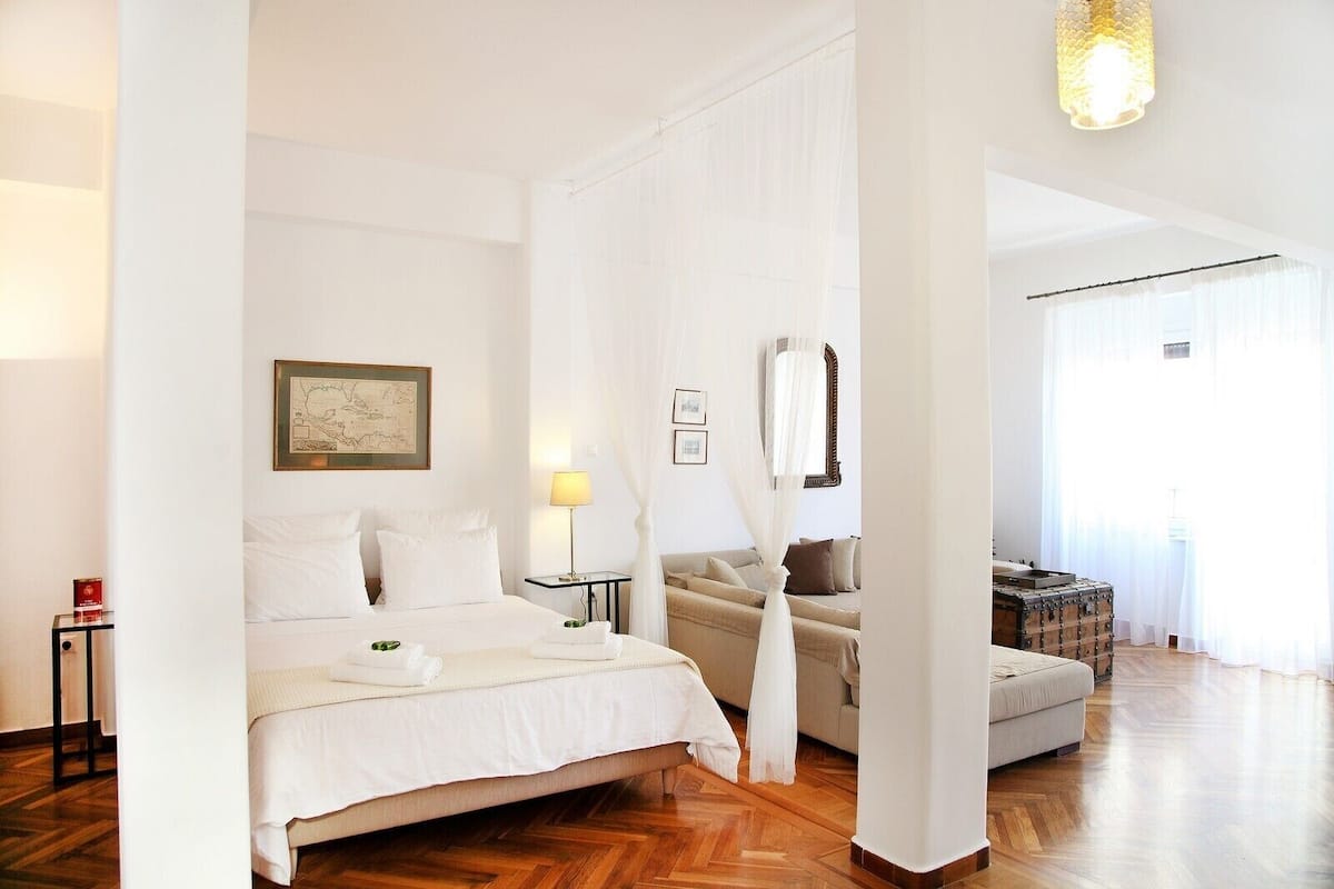 1 bedroom, individually decorated, individually furnished, soundproofing