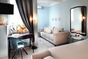 Standard Double Room Athena | Individually decorated, individually furnished, soundproofing - My Athens House (Athens)