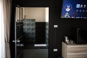 Habitació executiva | Bany | Dutxa, capçal de dutxa tipus cascada i articles de tocador gratuïts