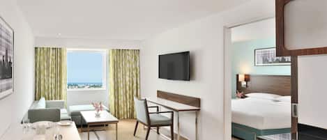 Suite, 1 Queen-Bett | 1 Schlafzimmer, Bettwäsche aus ägyptischer Baumwolle