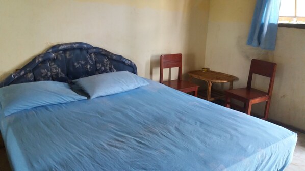 Quarto solteiro standard | Escrivaninha