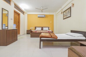 Deluxe Duplex, Multiple Beds | Desk, rollaway beds, free WiFi