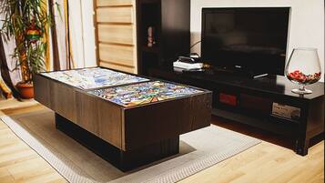 Apartment, 2 Schlafzimmer | Wohnbereich | Flachbildfernseher