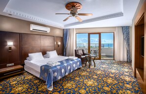 Senior Suite | Free minibar items, in-room safe, free WiFi, bed sheets - Bera Hotel Alanya - Halal All Inclusive (Alanya)