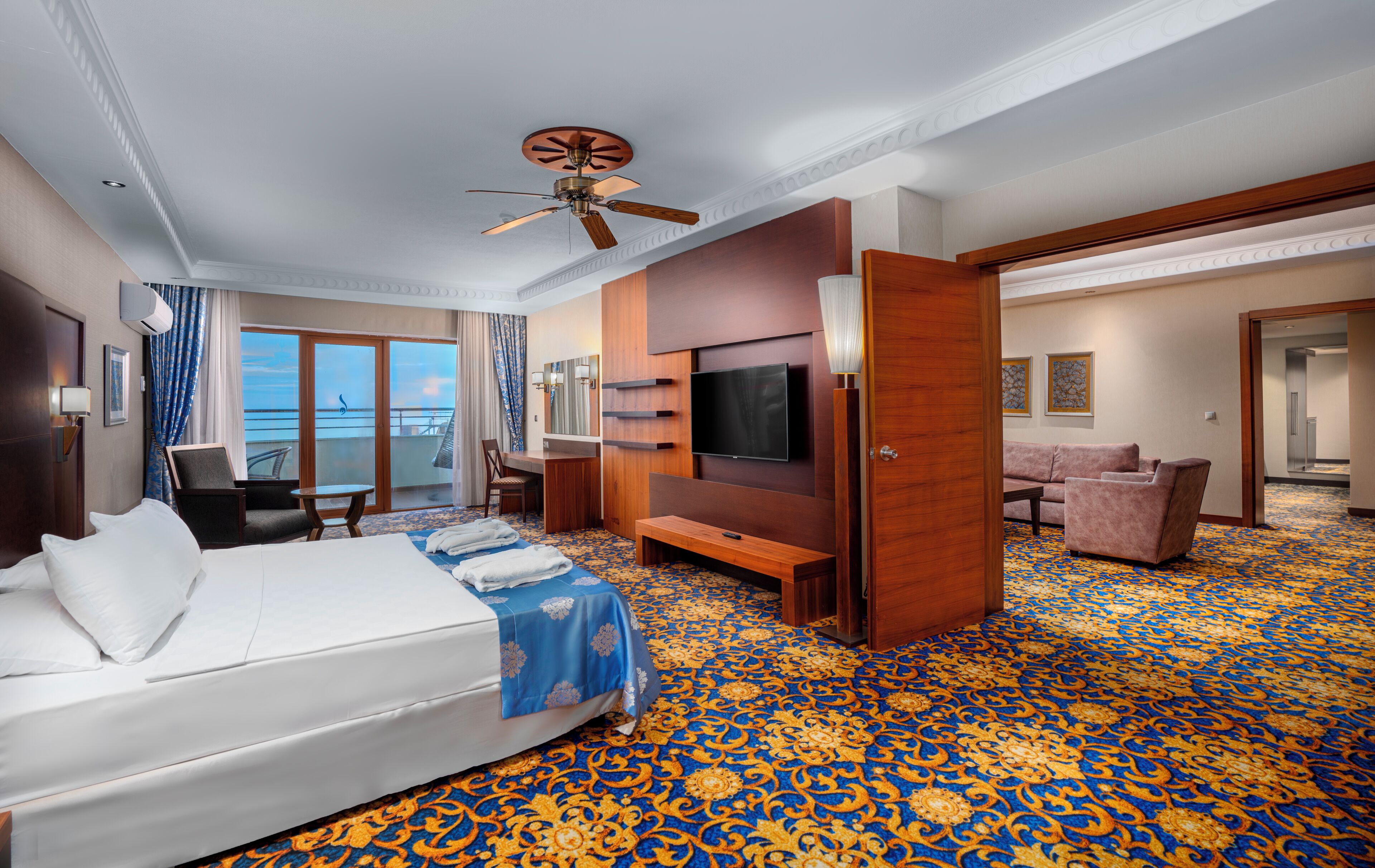 3 Odali Grand Suit | Minibaari (osa tuotteista ilmaisia), tallelokero huoneessa