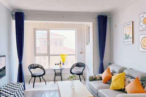 Two-Bedrooms Apartment | Desk, free WiFi