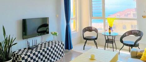 Departamento, 2 habitaciones | Escritorio y wifi gratis