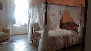 In-room safe, desk, soundproofing, free cots/infant beds