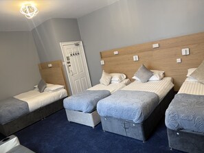 Superior Suite, Ensuite - Diamonds Inn Ltd (York)