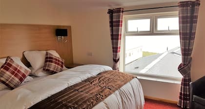 The Cliff Top Inn Hotel