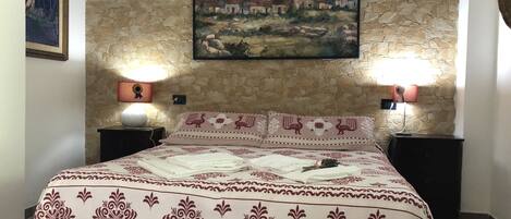 Apartment, 1 Bedroom, Patio, Garden View | Minibar, desk, free WiFi