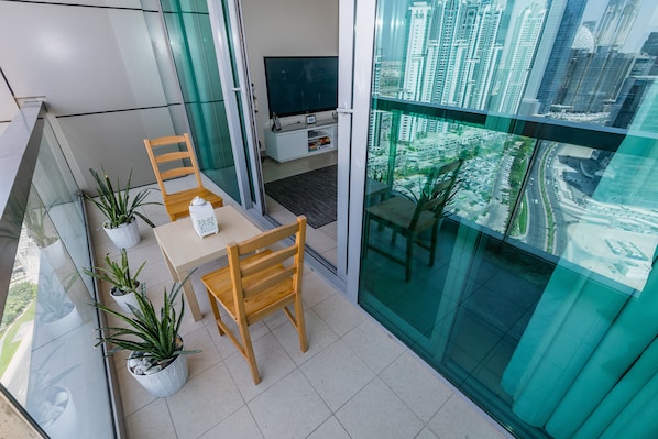 Balcony - City Nights - 8 BLVD Walk Tower (Dubai)