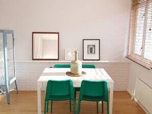 3 bedrooms, premium bedding, individually decorated - Bright 3 Bed in Central London (London)