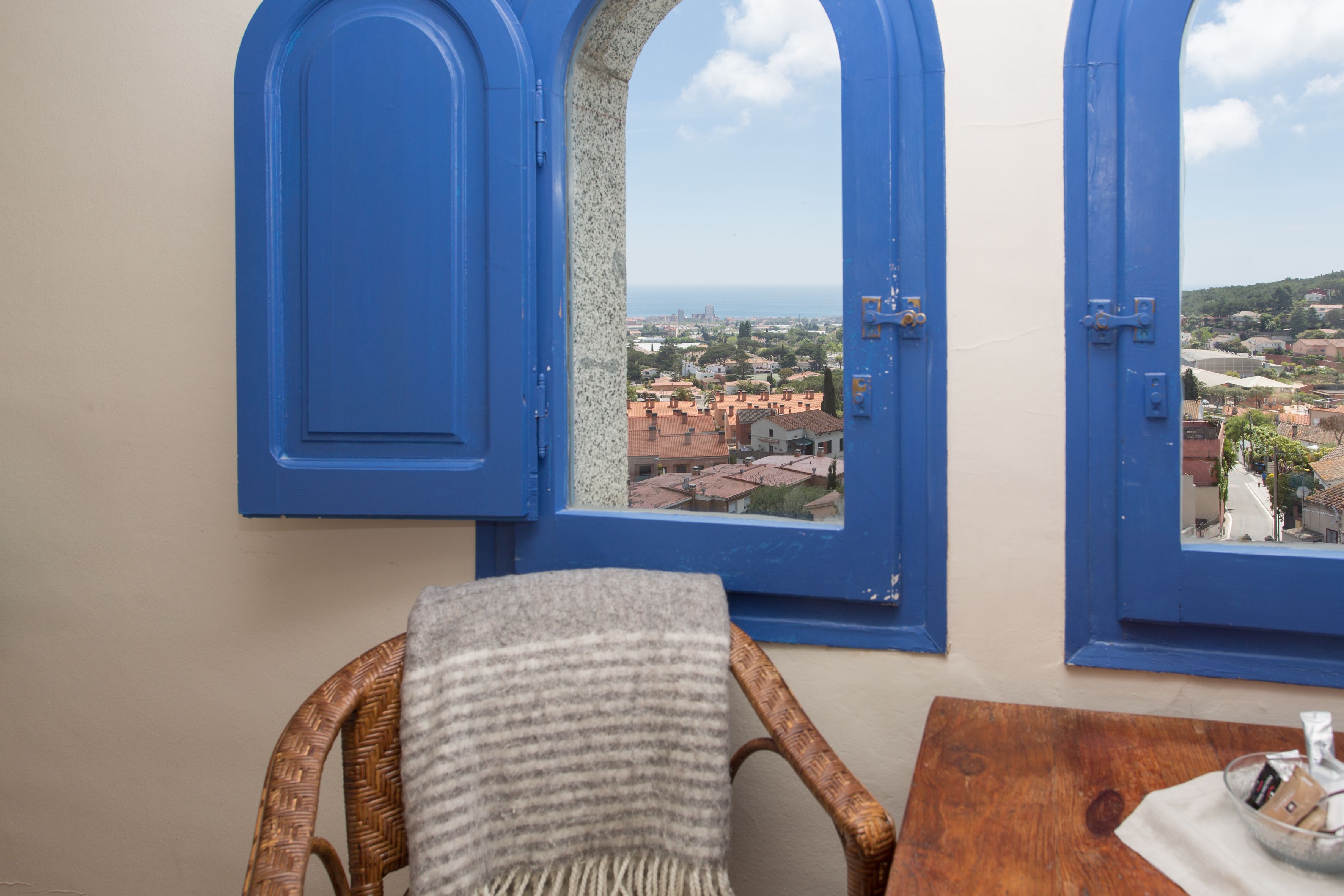 superior double room, 1 double or 2 single beds, ocean view | minibar, in-room safe, desk, free cots/infant beds