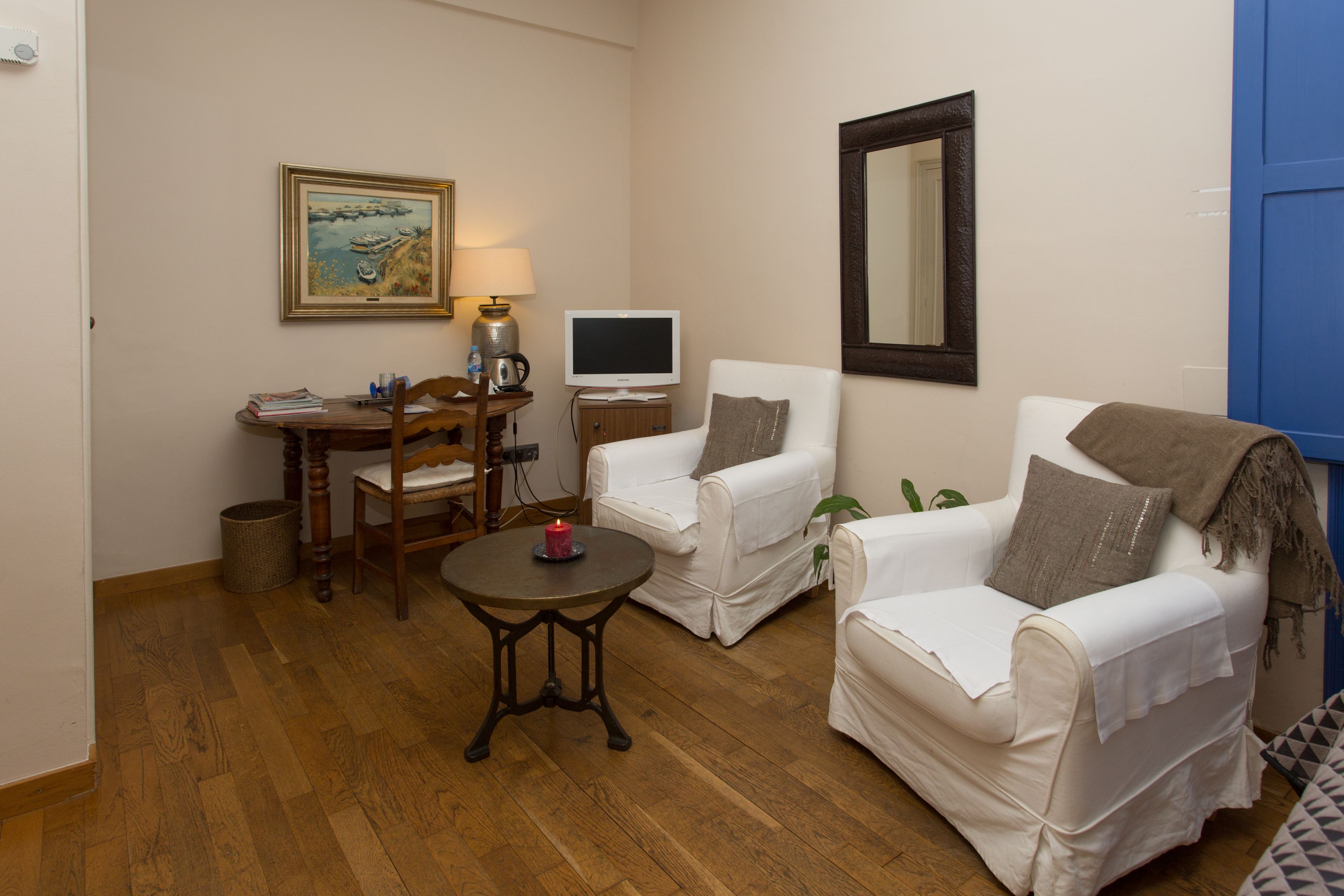 superior double room, 1 double or 2 single beds, ocean view | minibar, in-room safe, desk, free cots/infant beds