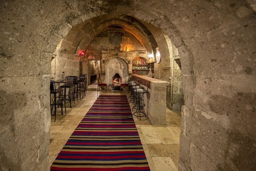 2 間餐廳；供應早餐、晚餐和早午餐