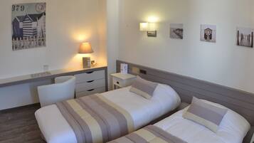 1 chambre, minibar, coffres-forts dans les chambres