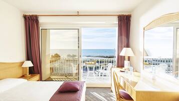 Classic Double or Twin Room, Balcony, Sea View | Balcony