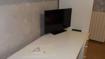 1 bedroom, desk, soundproofing, iron/ironing board