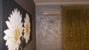 Shower, free toiletries, hair dryer, bathrobes