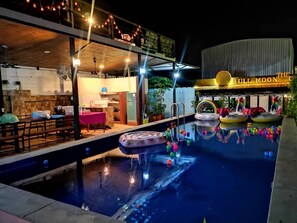 8-Bedroom House | Living area - The Golden Hut (Bang Lamung)