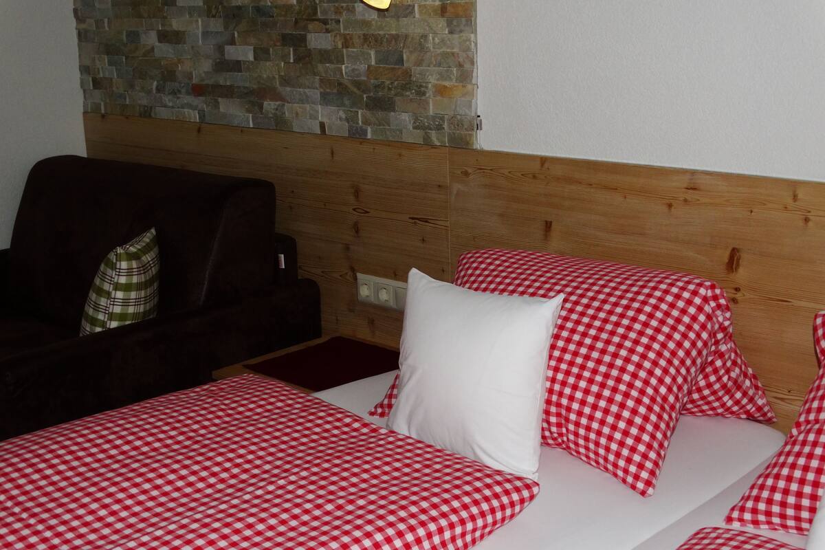 Estúdio | Roupas de cama premium, cofres nos quartos, quartos à prova de som