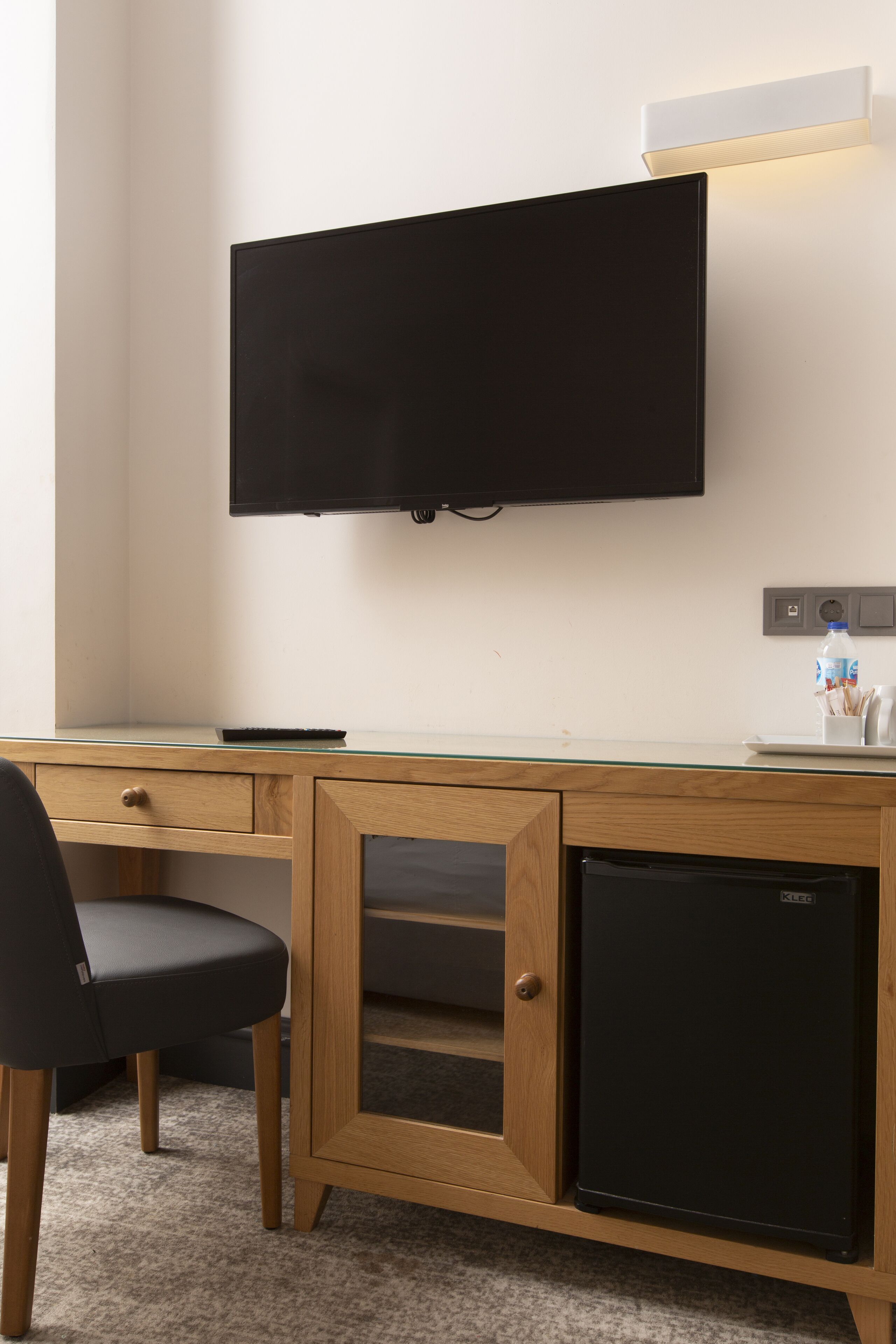 1 bedroom, premium bedding, minibar, in-room safe