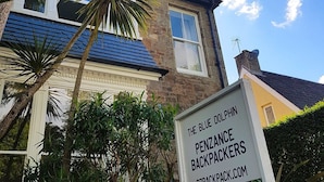 Exterior - Penzance Backpackers (Penzance)
