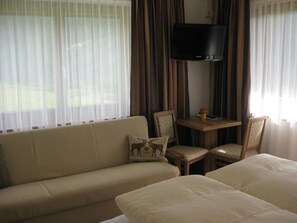 Room - Gästeheim Lederle (Jerzens)