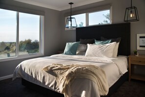 5 bedrooms, free WiFi, bed sheets - Quartz Retreat (Daylesford)