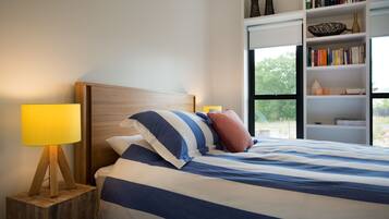 4 chambres, fer et planche à repasser, Wi-Fi gratuit, draps fournis