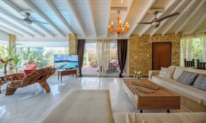 Villa Executive - 4 sovrum - privat pool (Daphne) | Vardagsrum