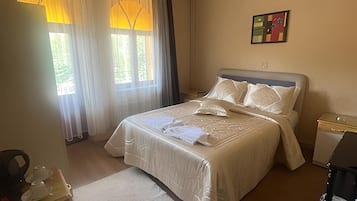 Shower, free toiletries, hair dryer, slippers