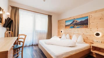 Premium bedding, in-room safe, free cots/infant beds, free WiFi