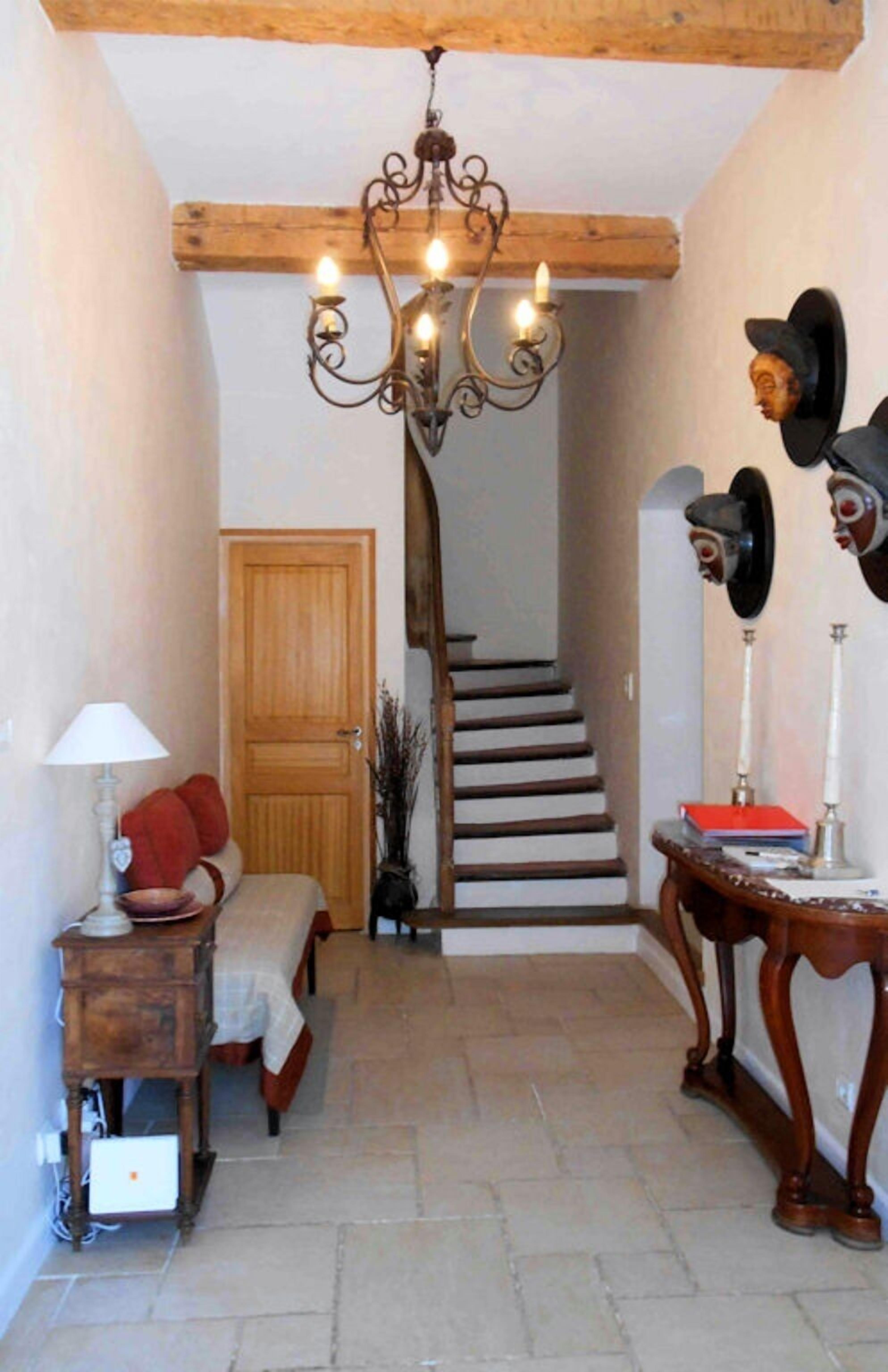 Pintu masuk interior