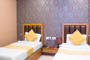 1 bedroom, minibar, in-room safe, desk