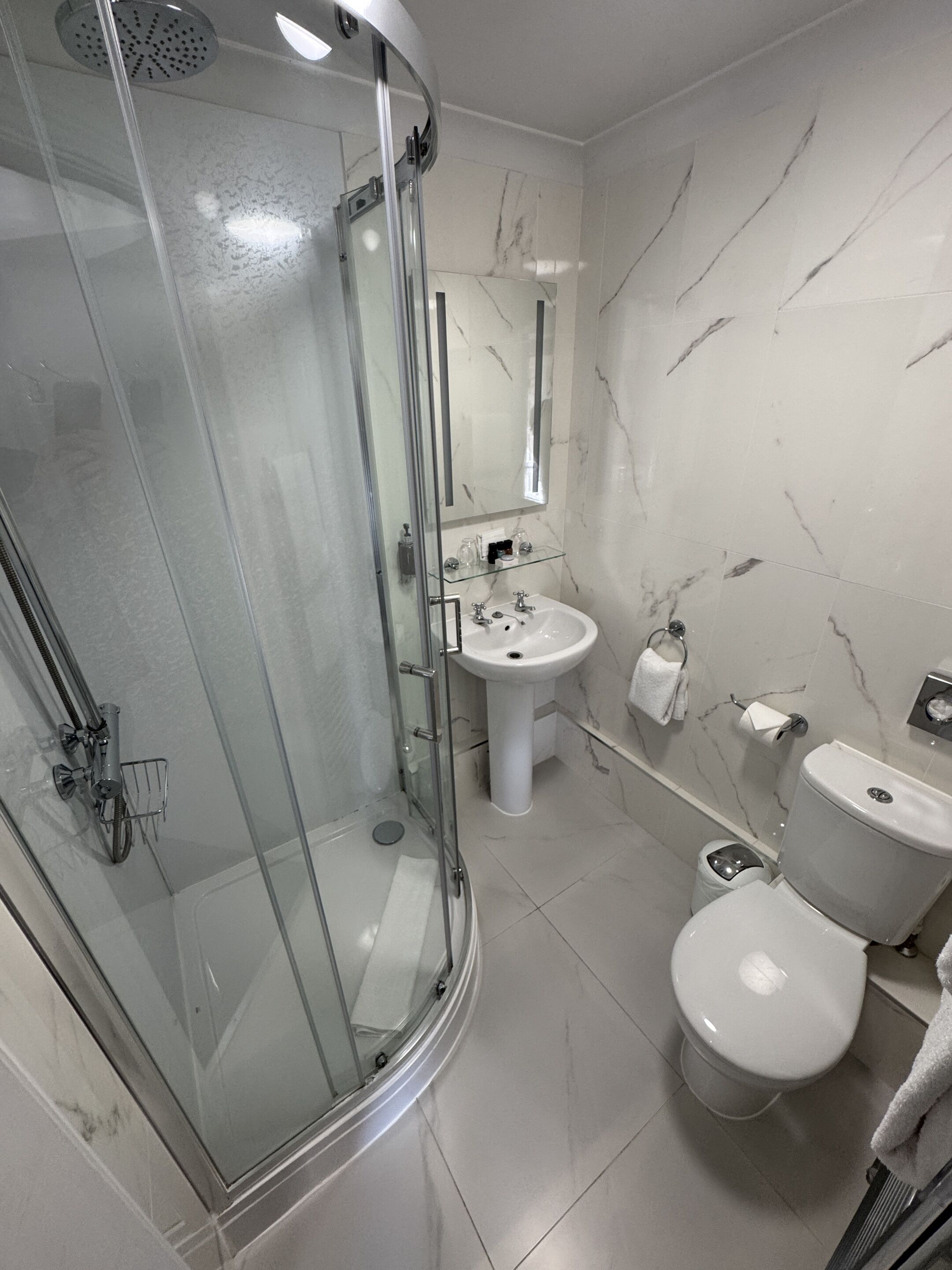 Courtyard Double Room | Bathroom