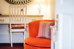 Habitación doble, en la zona del patio | Servicio de la habitación