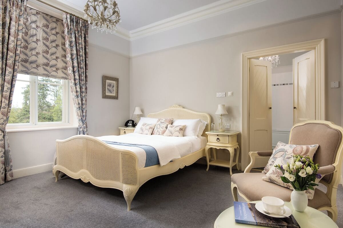 Deluxe Double Room, 1 King Bed | Premium bedding, blackout drapes, iron/ironing board, free WiFi