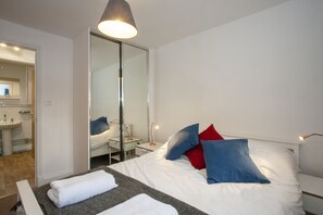 シティ アパートメント 2 ベッドルーム 禁煙 (Flat 4, 2 Bedrooms) | 2 室のベッドルーム、アイロン / アイロン台、WiFi (無料)、ベッドシーツ