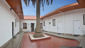 Fachada de la propiedad