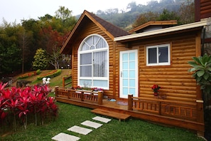 Exclusive Chalet, 1 Queen Bed, Valley View, Courtyard Area | View from room