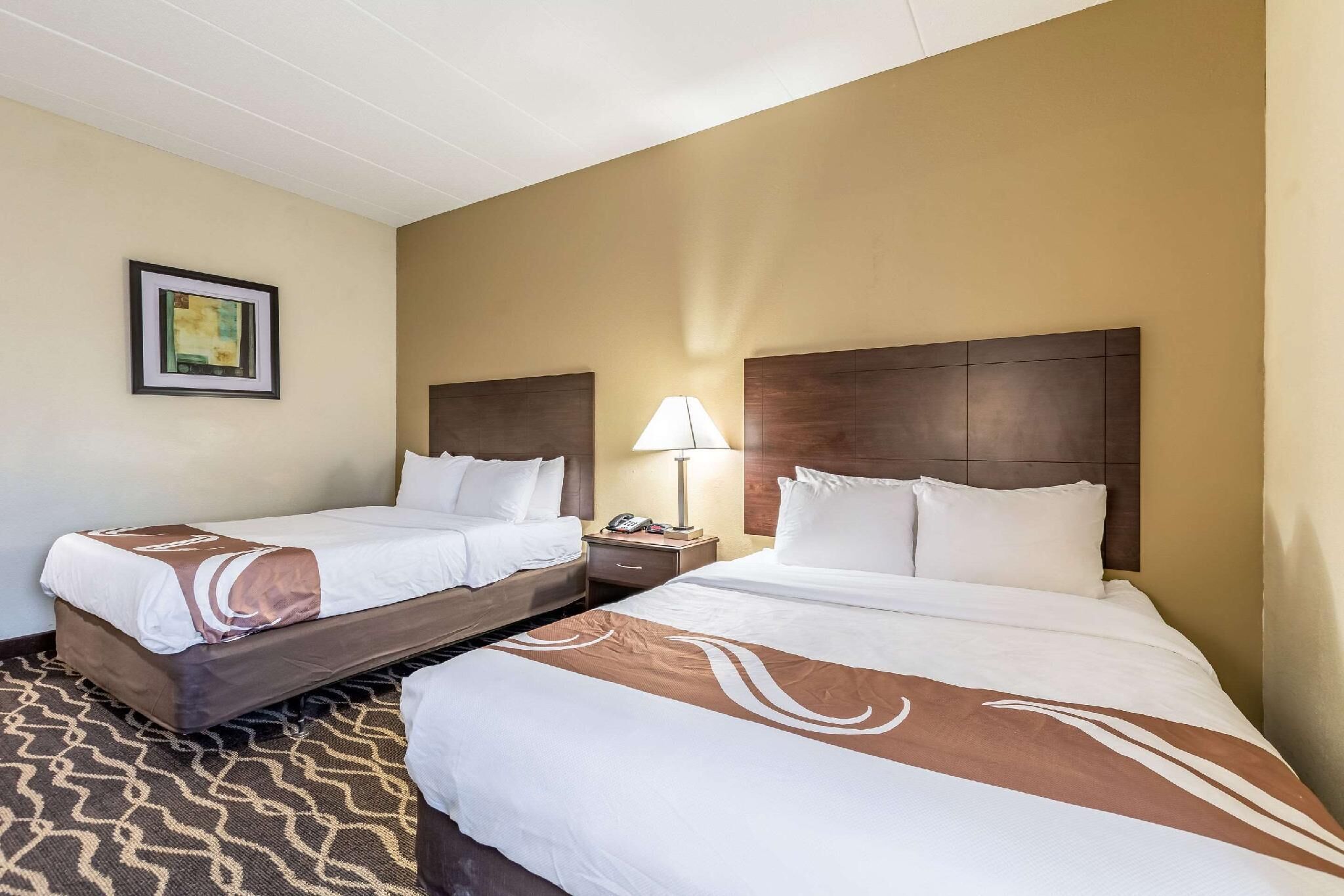 In-room safe, desk, free WiFi, bed sheets