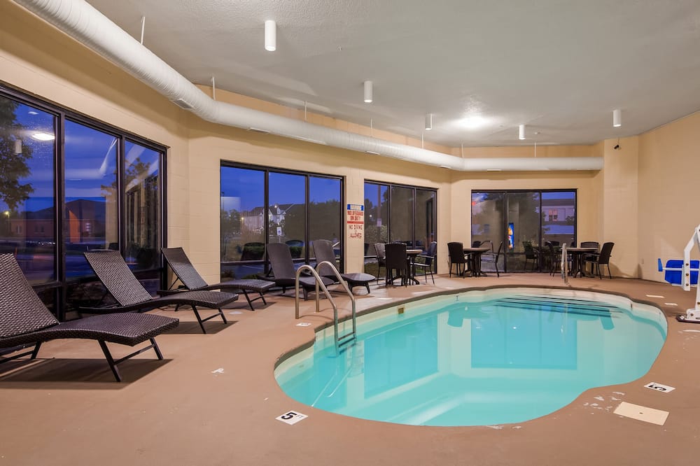 Quality Inn & Suites Southport