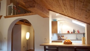 Apartment (ADLERNEST) | Private kitchen | Coffee/tea maker, fridge, oven, stovetop - Blusnerhof (Virgen)